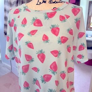 Fantastic Fawn, size small, short sleeve shirt